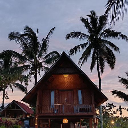 Dewi Rinjani Homestay Тетебату Экстерьер фото