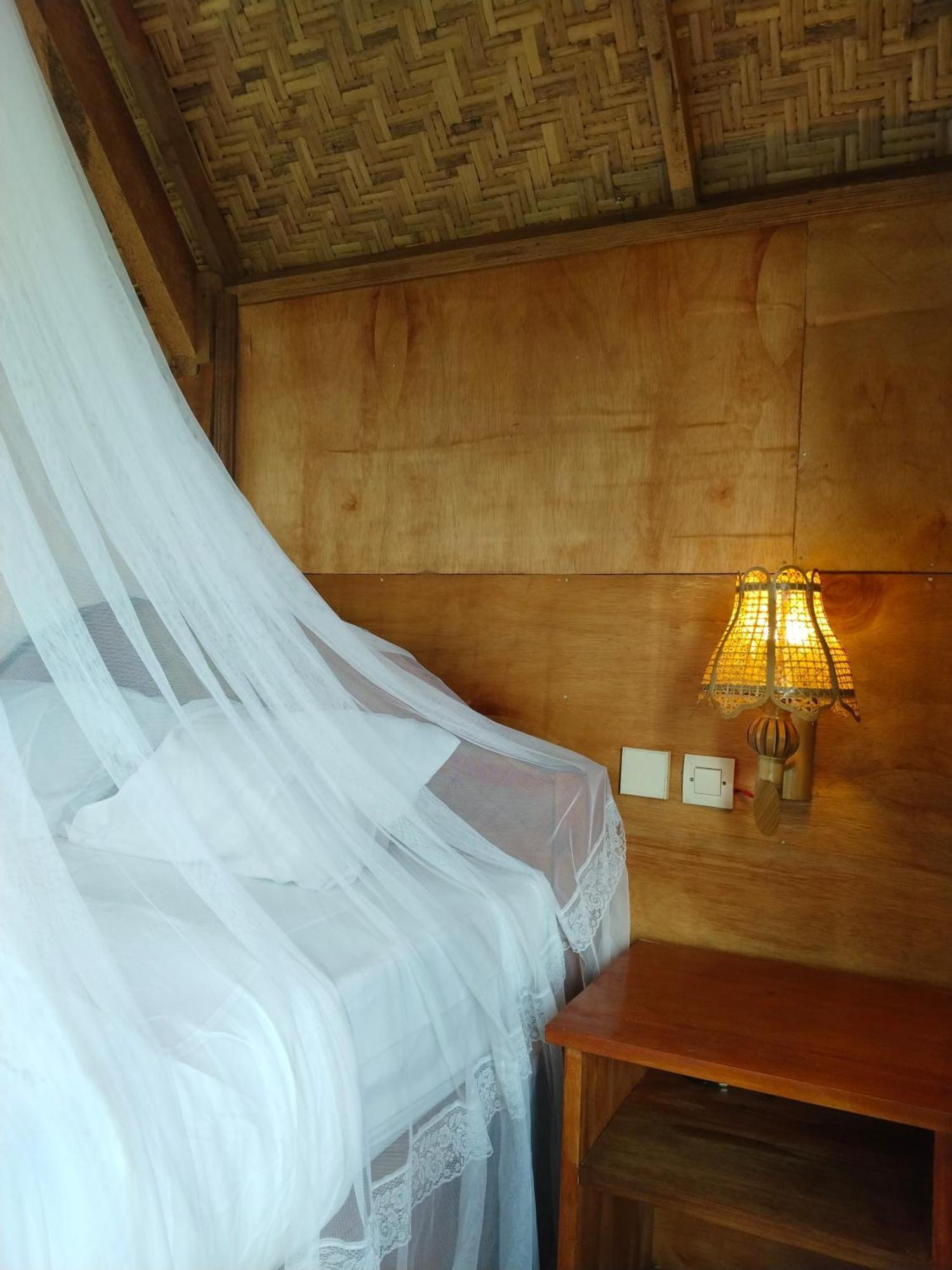 Dewi Rinjani Homestay Тетебату Экстерьер фото
