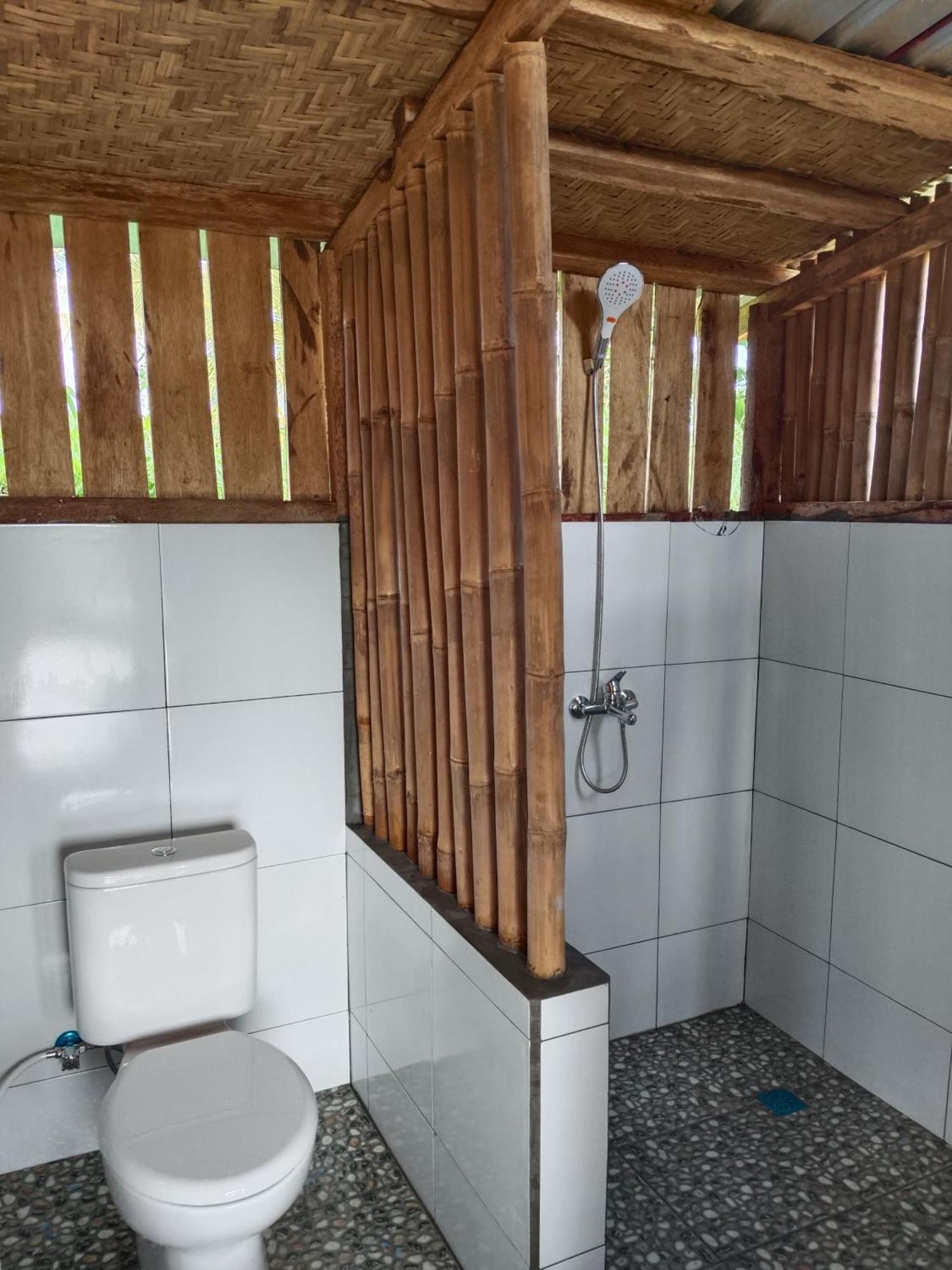 Dewi Rinjani Homestay Тетебату Экстерьер фото
