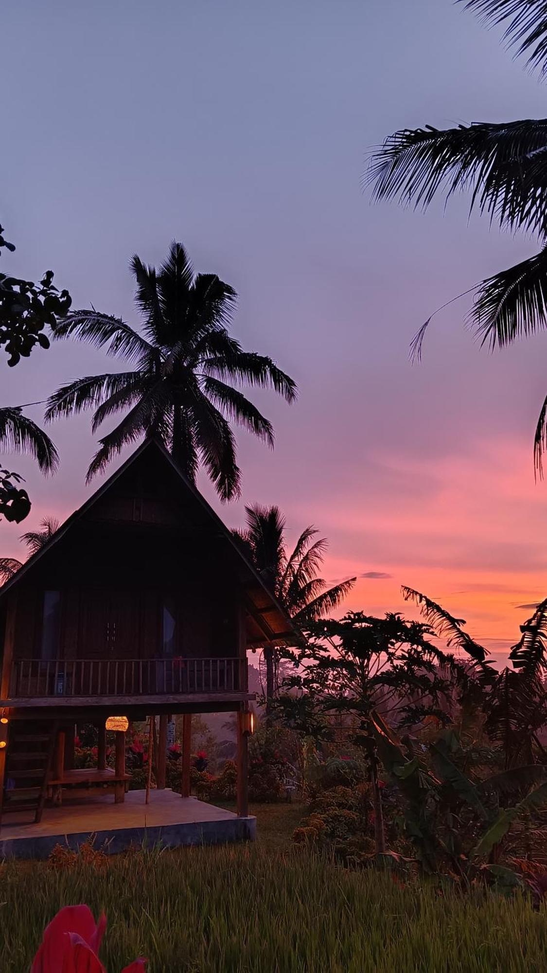 Dewi Rinjani Homestay Тетебату Экстерьер фото